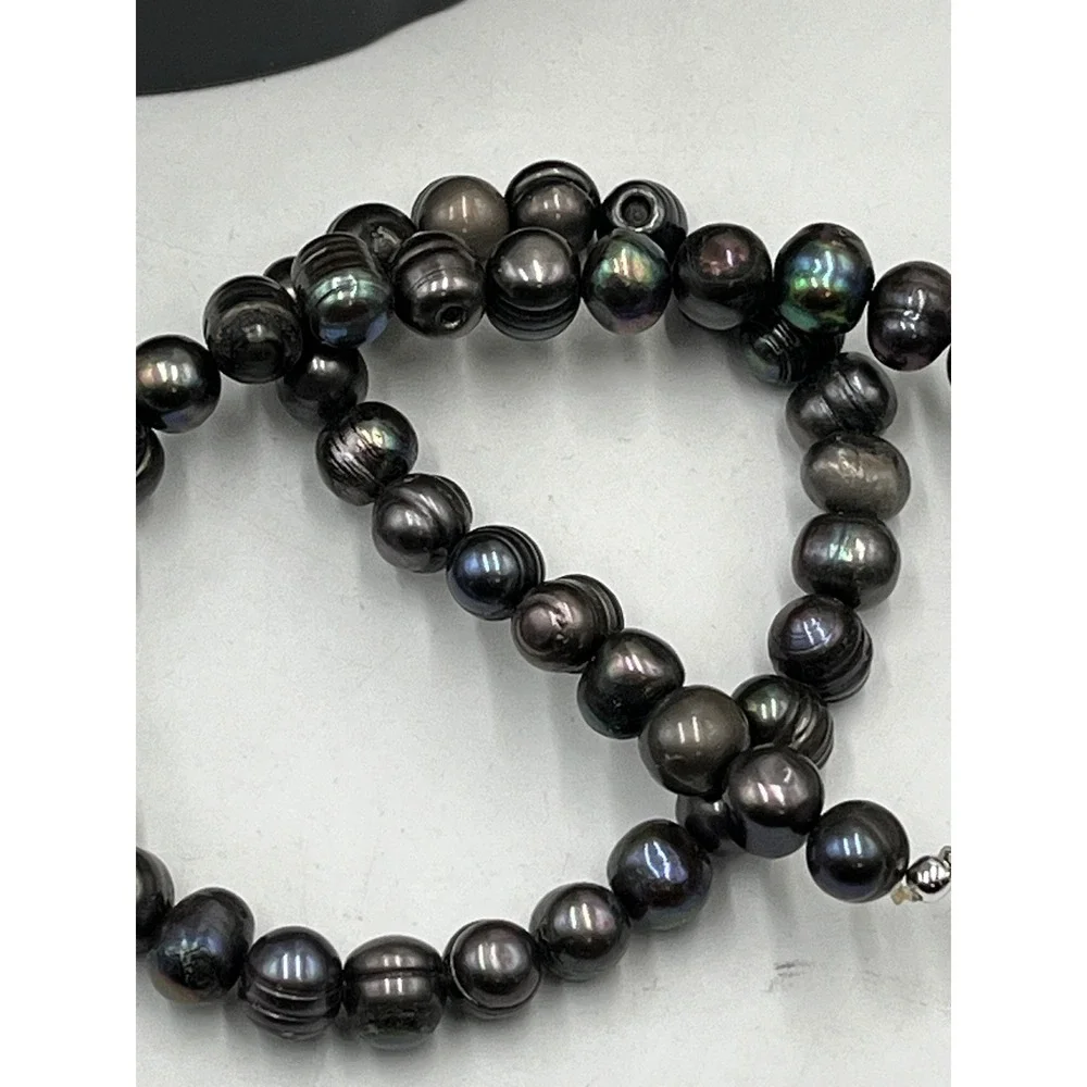 The Unbranded Brand these pearls